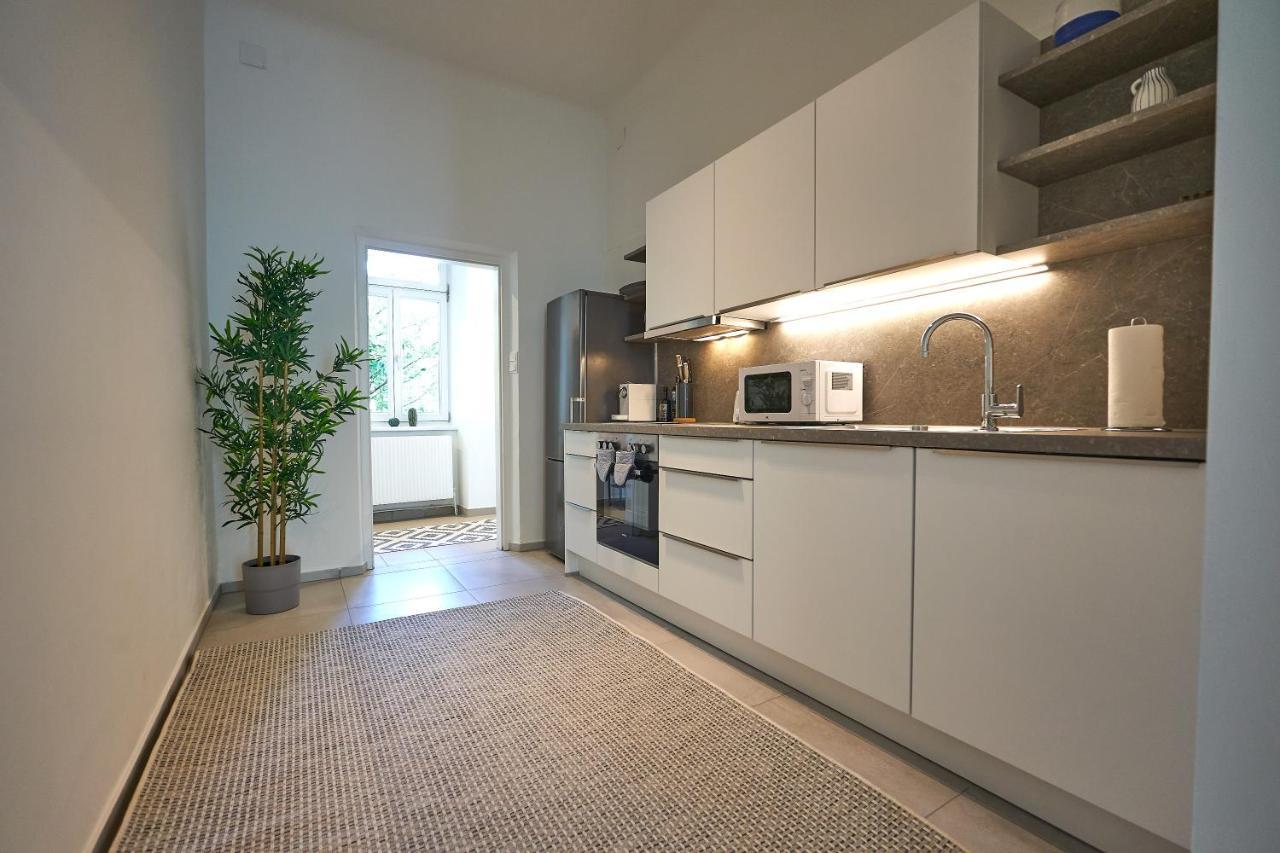 Trendy Apartment 3 Zimmer Zentral Gelegen Виена Екстериор снимка